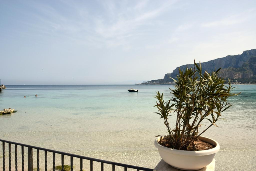 Palermo Mare Holidays Sferracavallo Kültér fotó